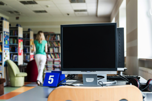 library-488671_1920.jpg