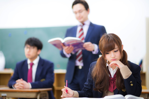 YUKA_eigokyoushi15215934_TP_V.jpg