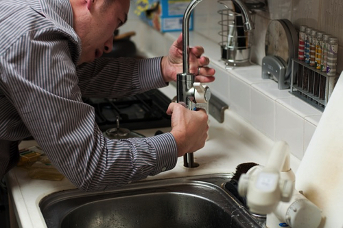 plumber-228010_640.jpg